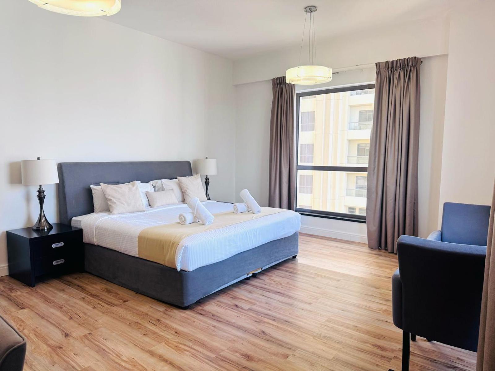 Stunning 3br On Jbr With Marina View On High Floor Maid's Room, Near Mall, Metro & Cinemas - By Sunkissed Homes Apartment *